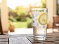 Keto et canicule : hydratation et électrolytes, le vrai risque