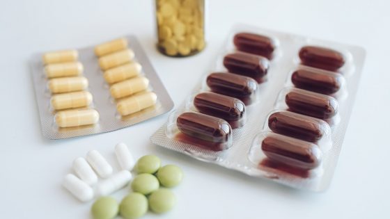 Therascience, Eric Favre, D.Plantes : trois marques de compléments kéto passées en revue