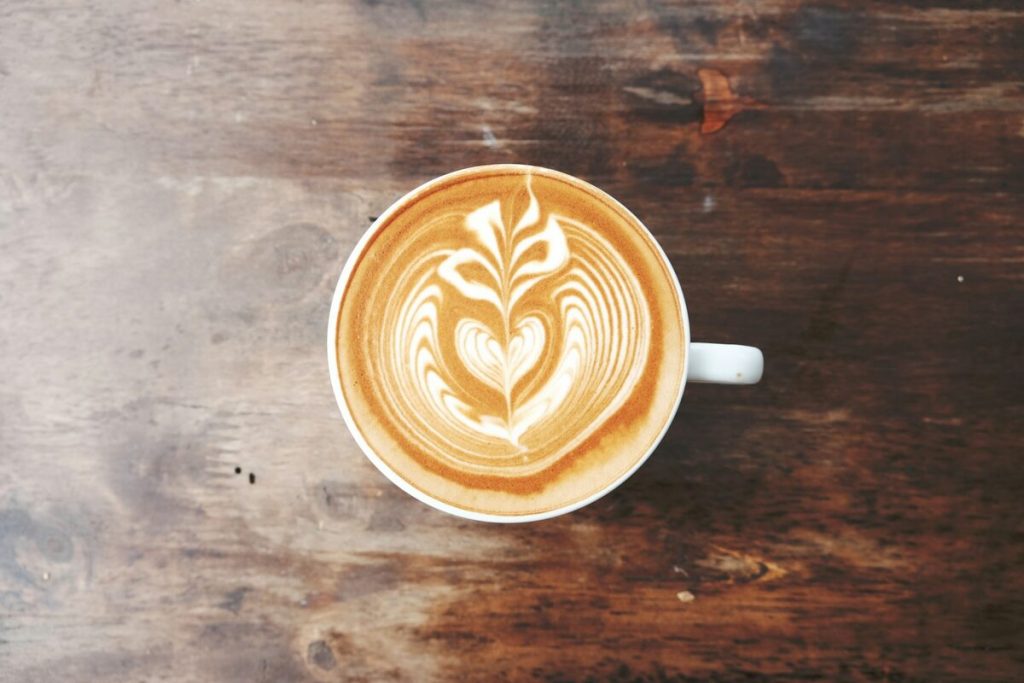 Huile MCT et café bulletproof : à quoi ça sert vraiment en keto