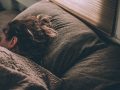 Keto et sommeil : pourquoi le cétogène perturbe (puis améliore) les nuits